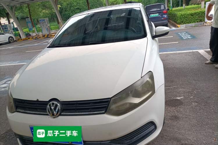 Used Volkswagen Polo 2016 1.4L Automatic Trendy Model Front