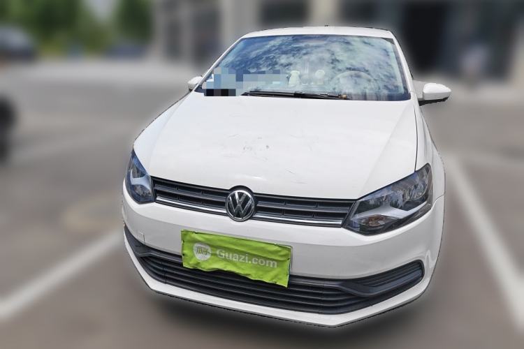 Used Volkswagen Polo 2016 1.4L Manual Fashion Model Front