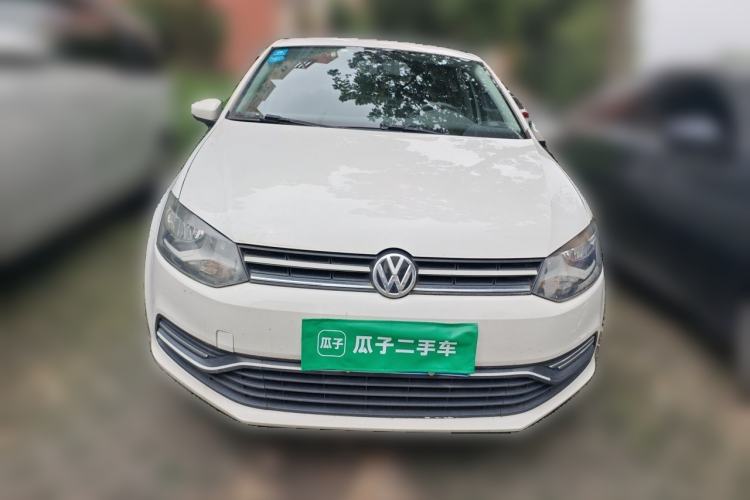 Used Volkswagen Polo 2016 1.4L Manual Fashion Model Front