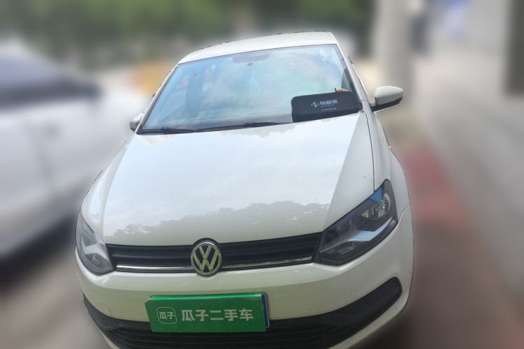 Used Volkswagen Polo 2016 1.4L Manual Fashion Model Front