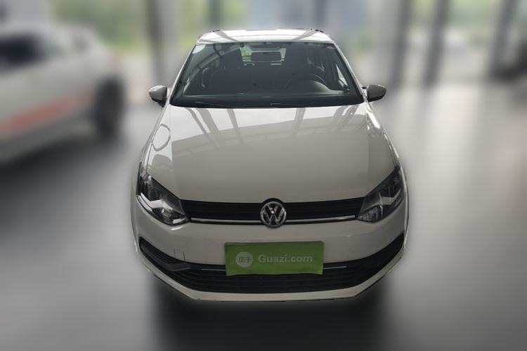 Used Volkswagen Polo 2016 1.4L Manual Fashion Model Front