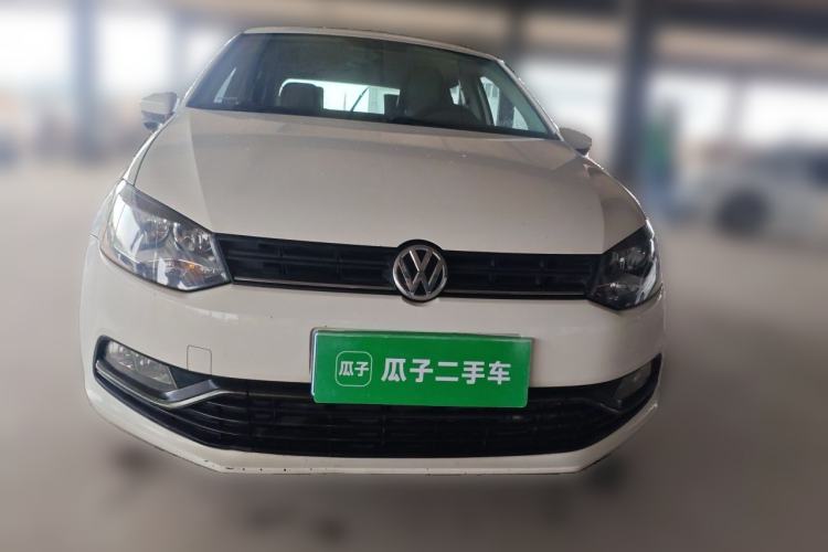 Used Volkswagen Polo 2016 1.4L Manual Fashion Model Front