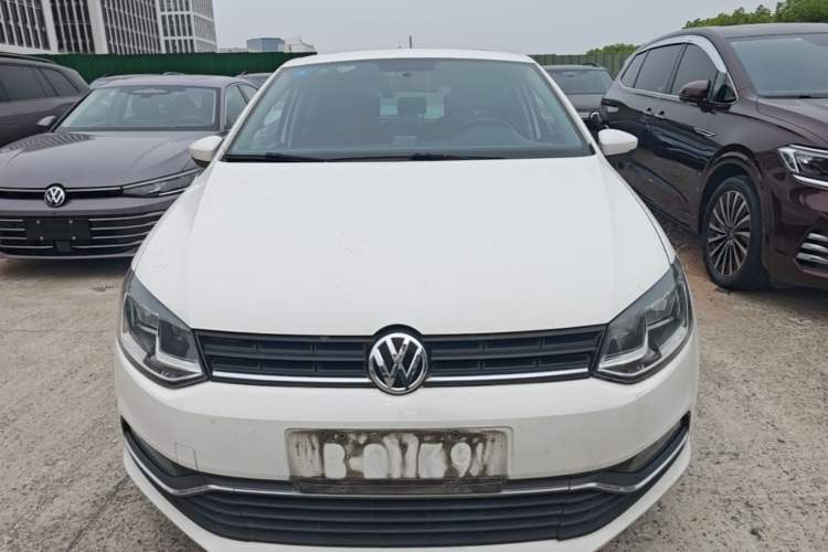 Used Volkswagen Polo 2016 1.6L Automatic Comfort Model Front