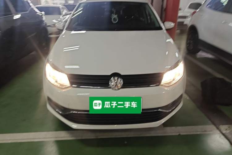 Used Volkswagen Polo 2016 1.6L Automatic Comfort Model Front