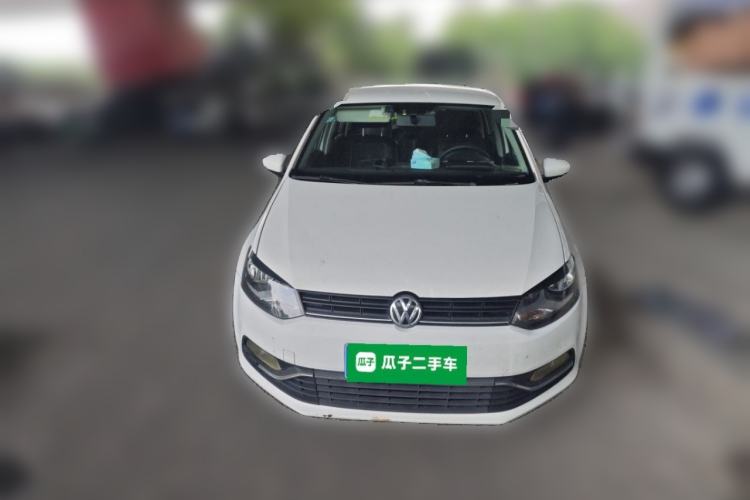 Used Volkswagen Polo 2016 1.4L Manual Fashion Model Front