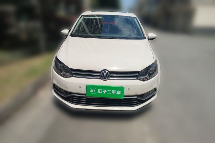 Used Volkswagen Polo 2016 1.6L Automatic Luxury Model Front