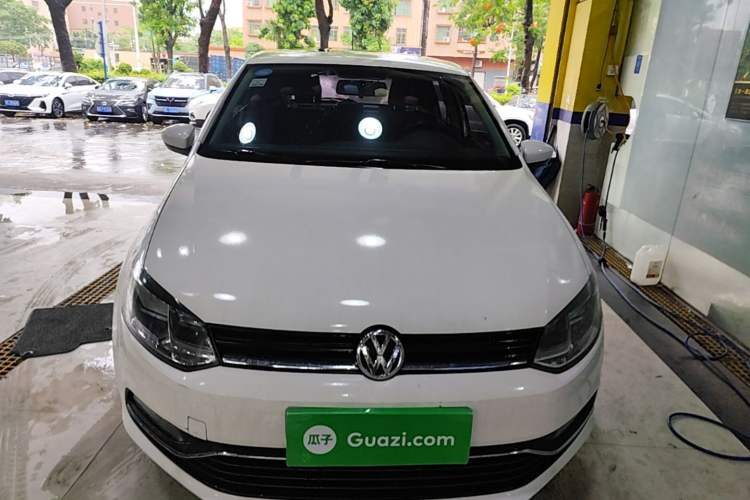 Used Volkswagen Polo 2016 1.6L Automatic Comfort Model Front