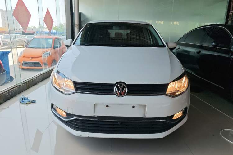 Used Volkswagen Polo 2016 1.6L Automatic Comfort Model Front