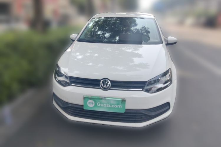 Used Volkswagen Polo 2016 1.4L Manual Fashion Model Front