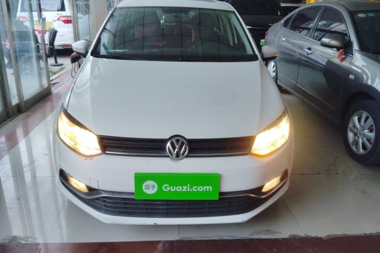 Used Volkswagen Polo 2016 1.6L Automatic Comfort Model Front