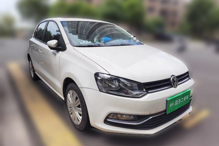 Used Volkswagen Polo 2016 1.6L Automatic Comfort Model Front Right 45 Deg