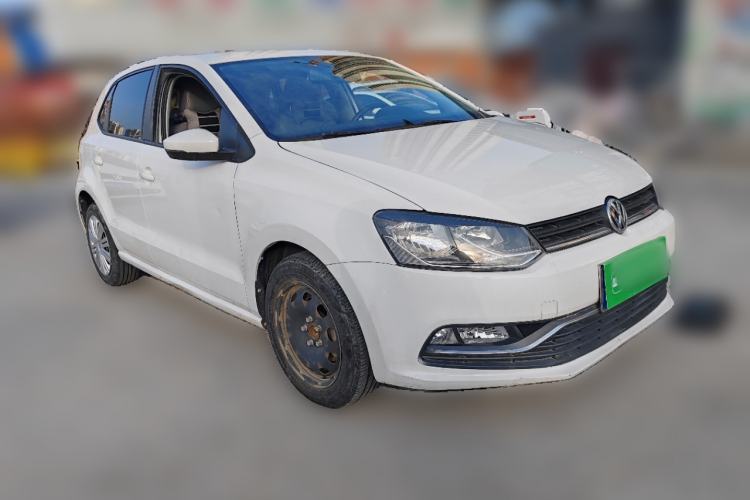 Used Volkswagen Polo 2016 1.6L Automatic Comfort Model Front Right 45 Deg