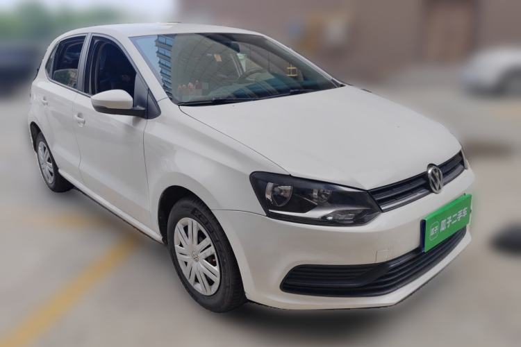 Used Volkswagen Polo 2016 1.4L Automatic Trendy Model Front Right 45 Deg