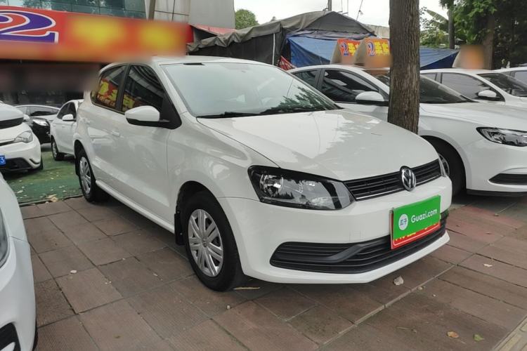 Used Volkswagen Polo 2016 1.4L Automatic Trendy Model Front Right 45 Deg