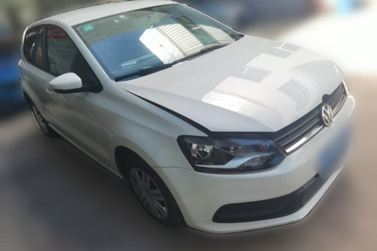 Used Volkswagen Polo 2016 1.4L Automatic Trendy Model Front Right 45 Deg