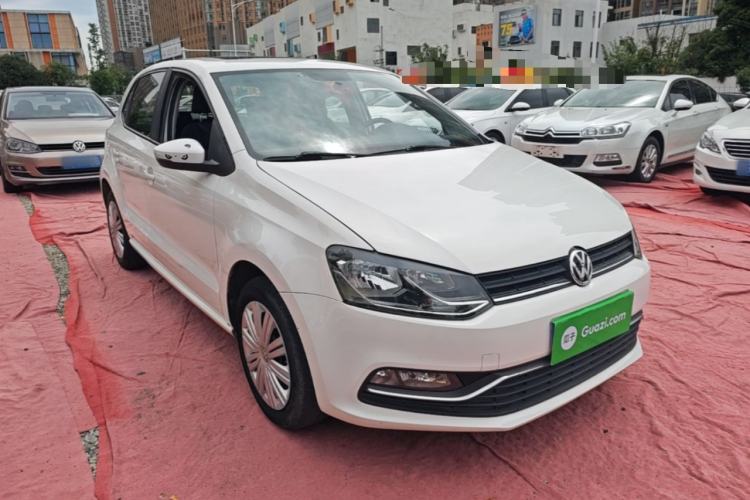 Used Volkswagen Polo 2016 1.6L Automatic Comfort Model Front Right 45 Deg