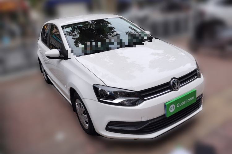 Used Volkswagen Polo 2016 1.4L Automatic Trendy Model Front Right 45 Deg