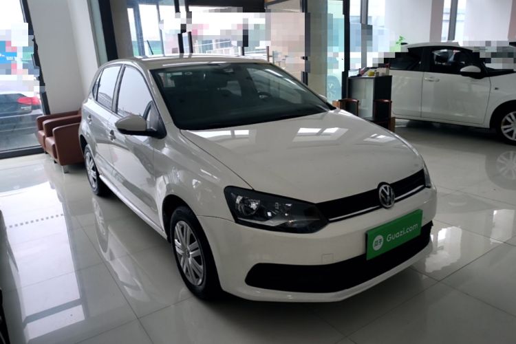 Used Volkswagen Polo 2016 1.4L Automatic Trendy Model Front Right 45 Deg