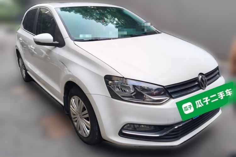 Used Volkswagen Polo 2016 1.6L Automatic Comfort Model Front Right 45 Deg