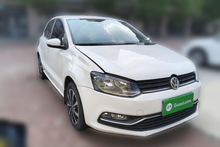 Used Volkswagen Polo 2016 1.6L Automatic Comfort Model Front Right 45 Deg