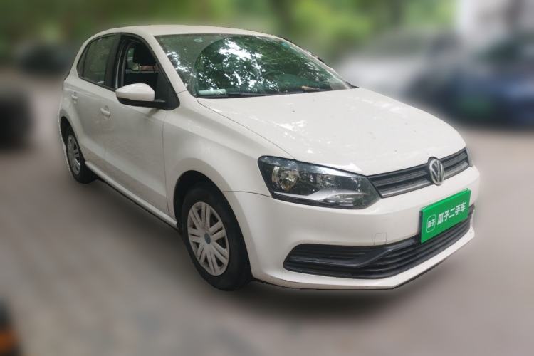 Used Volkswagen Polo 2016 1.4L Automatic Trendy Model Front Right 45 Deg