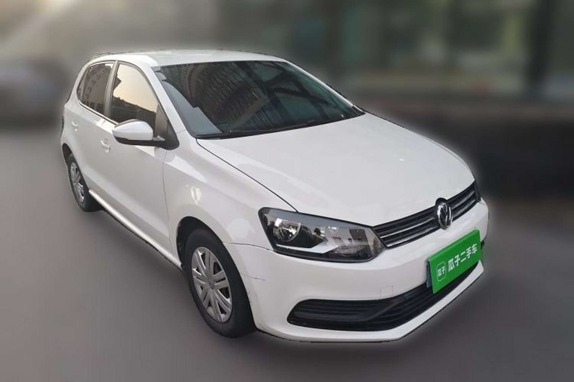 Used Volkswagen Polo 2016 1.4L Automatic Trendy Model Front Right 45 Deg
