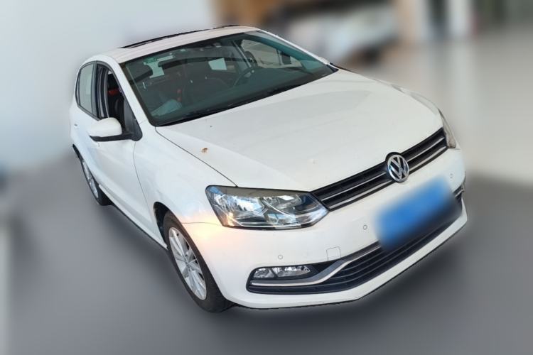 Used Volkswagen Polo 2016 1.6L Automatic Luxury Model Front Right 45 Deg