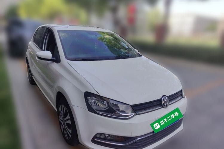 Used Volkswagen Polo 2016 1.6L Automatic Comfort Model Front Right 45 Deg