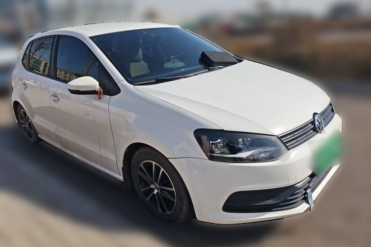 Used Volkswagen Polo 2016 1.4L Automatic Trendy Model Front Right 45 Deg