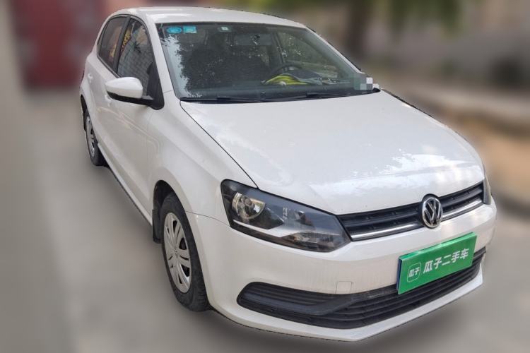 Used Volkswagen Polo 2016 1.4L Manual Fashion Model Front Right 45 Deg