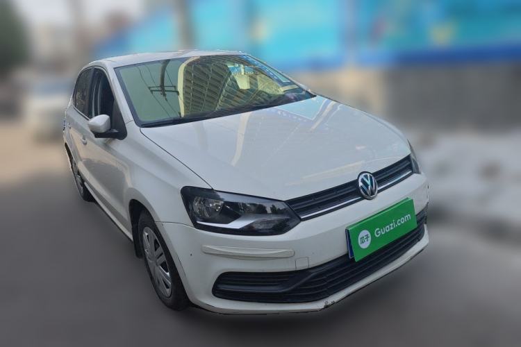 Used Volkswagen Polo 2016 1.4L Automatic Trendy Model Front Right 45 Deg
