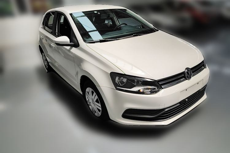 Used Volkswagen Polo 2016 1.4L Manual Fashion Model Front Right 45 Deg