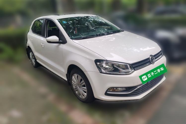 Used Volkswagen Polo 2016 1.6L Automatic Comfort Model Front Right 45 Deg