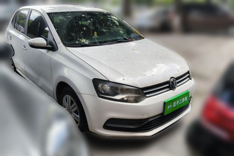 Used Volkswagen Polo 2016 1.4L Automatic Trendy Model Front Right 45 Deg