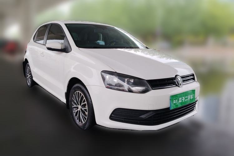 Used Volkswagen Polo 2016 1.4L Manual Fashion Model Front Right 45 Deg