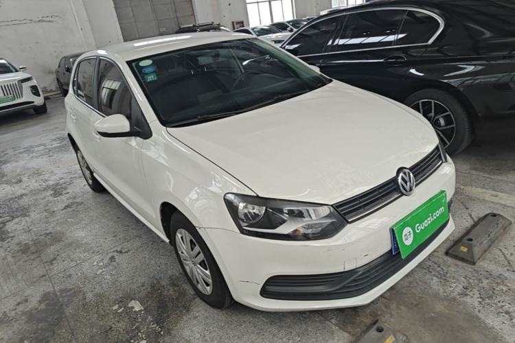 Used Volkswagen Polo 2016 1.4L Automatic Trendy Model Front Right 45 Deg