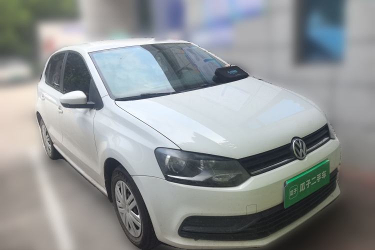 Used Volkswagen Polo 2016 1.4L Manual Fashion Model Front Right 45 Deg