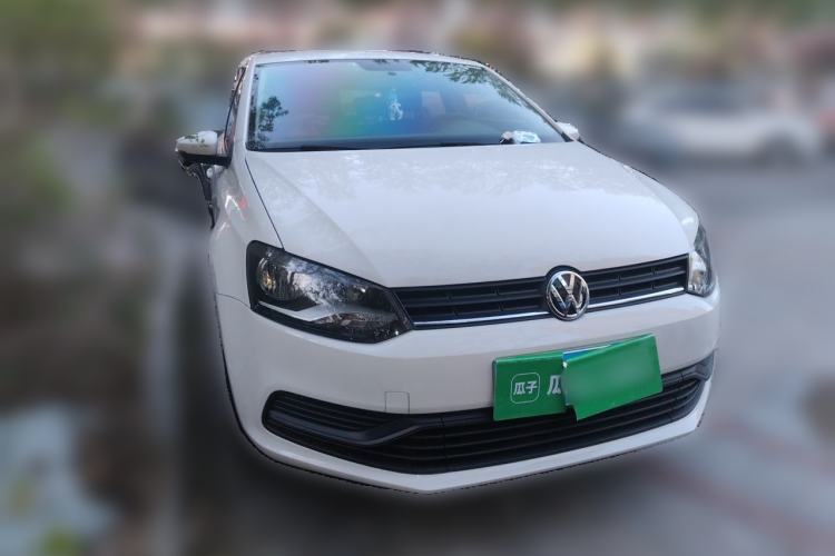 Used Volkswagen Polo 2016 1.4L Automatic Trendy Model Front Right 45 Deg