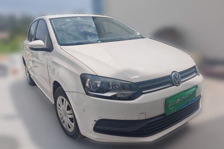 Used Volkswagen Polo 2016 1.4L Automatic Trendy Model Front Right 45 Deg