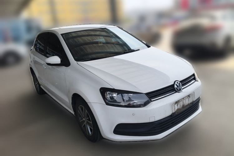 Used Volkswagen Polo 2016 1.4L Automatic Trendy Model Front Right 45 Deg