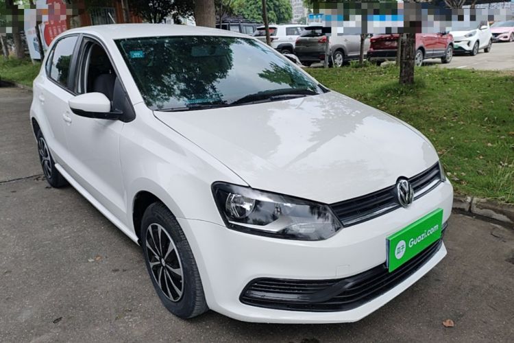 Used Volkswagen Polo 2016 1.4L Manual Fashion Model Front Right 45 Deg