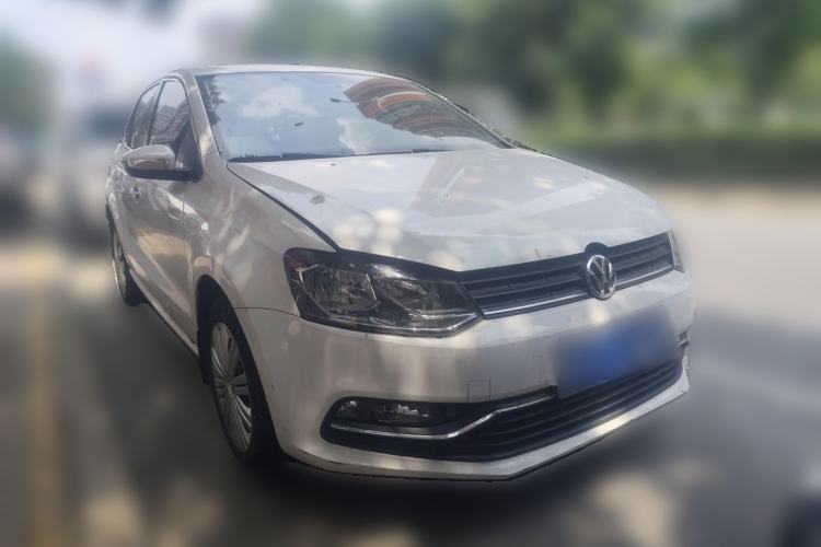 Used Volkswagen Polo 2016 1.6L Automatic Comfort Model Front Right 45 Deg