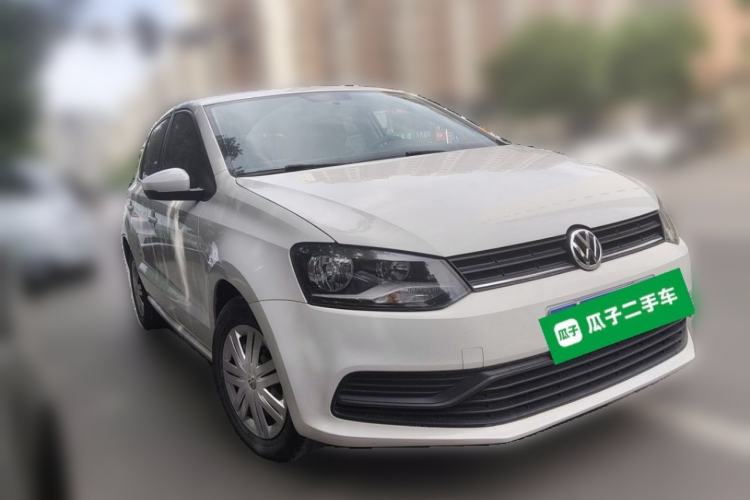 Used Volkswagen Polo 2016 1.4L Manual Fashion Model Front Right 45 Deg