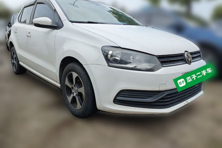 Used Volkswagen Polo 2016 1.4L Automatic Trendy Model Front Right 45 Deg