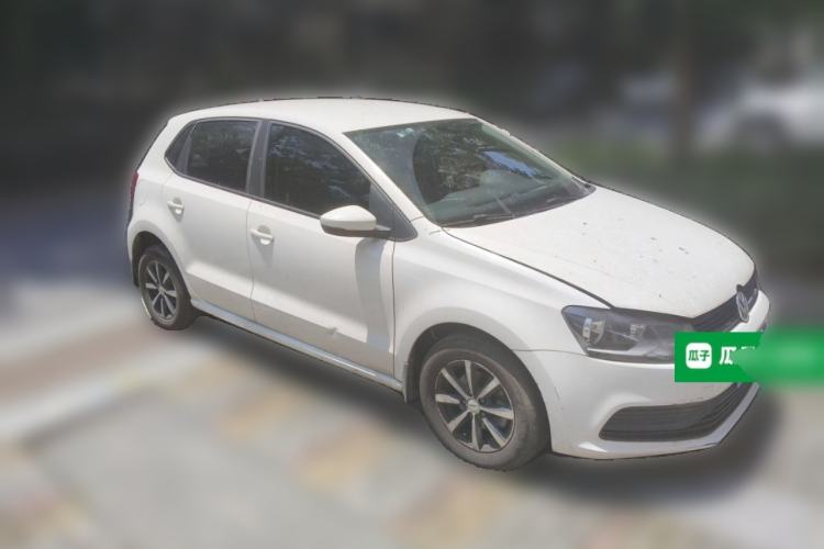 Used Volkswagen Polo 2016 1.4L Automatic Trendy Model Front Right 45 Deg