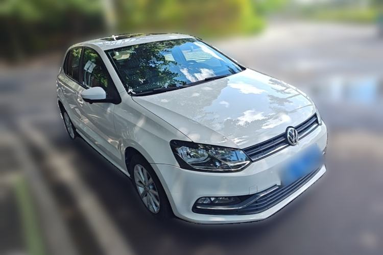 Used Volkswagen Polo 2016 1.6L Automatic Comfort Model Front Right 45 Deg