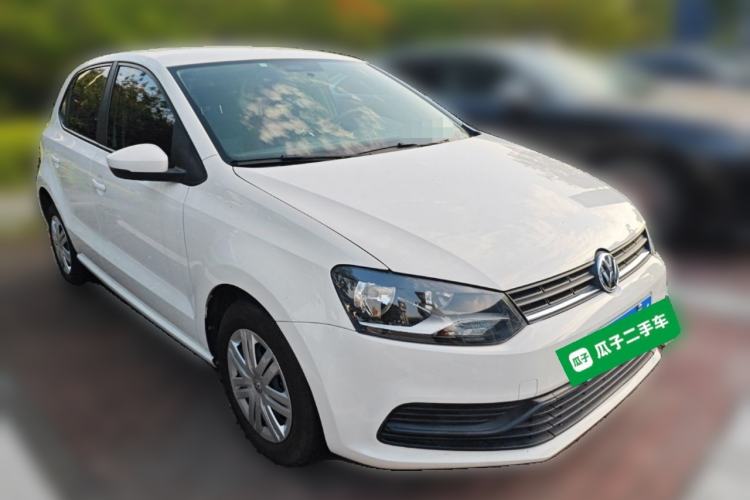 Used Volkswagen Polo 2016 1.4L Automatic Trendy Model Front Right 45 Deg