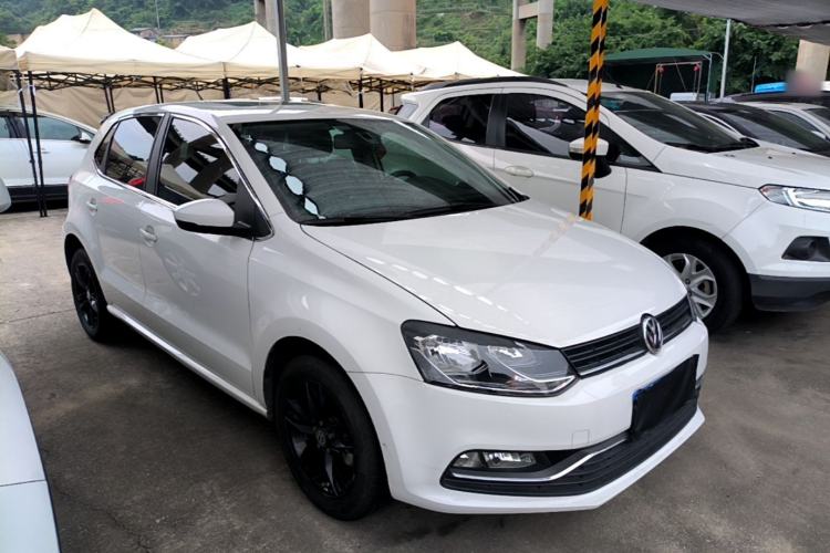 Used Volkswagen Polo 2016 1.6L Automatic Comfort Model Front Right 45 Deg