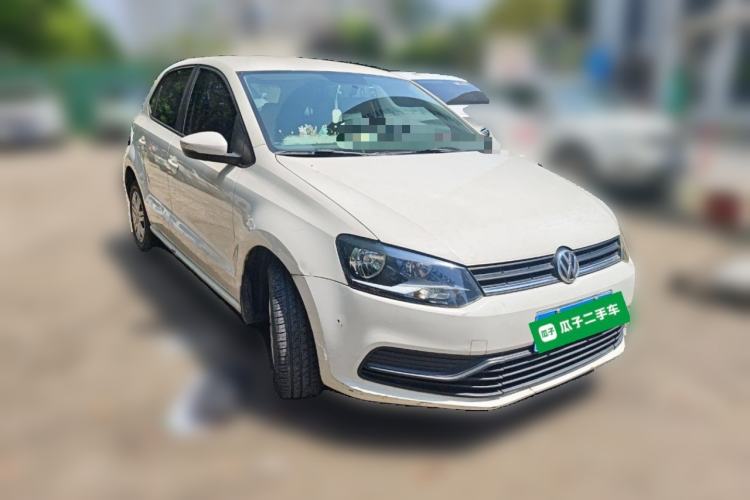 Used Volkswagen Polo 2016 1.4L Automatic Trendy Model Front Right 45 Deg