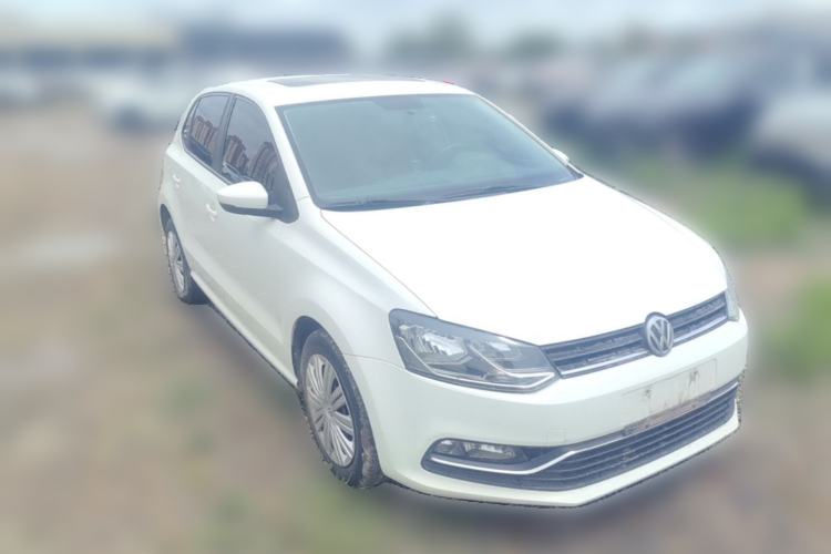 Used Volkswagen Polo 2016 1.6L Automatic Comfort Model Front Right 45 Deg